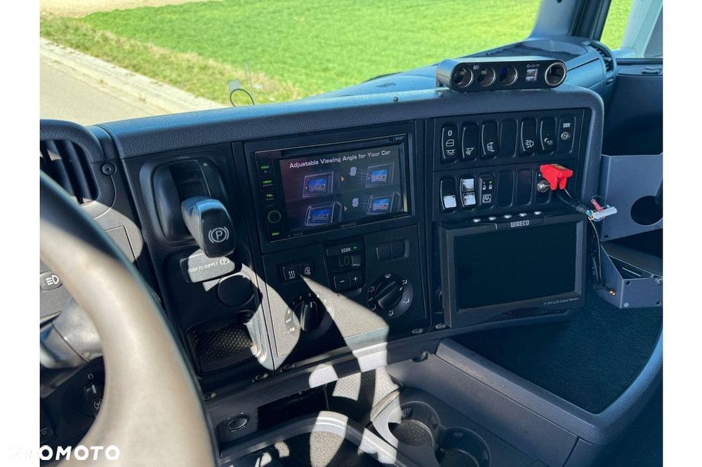 Scania G400 6X2*4 + FULL AIR + BOX HEATING - 21