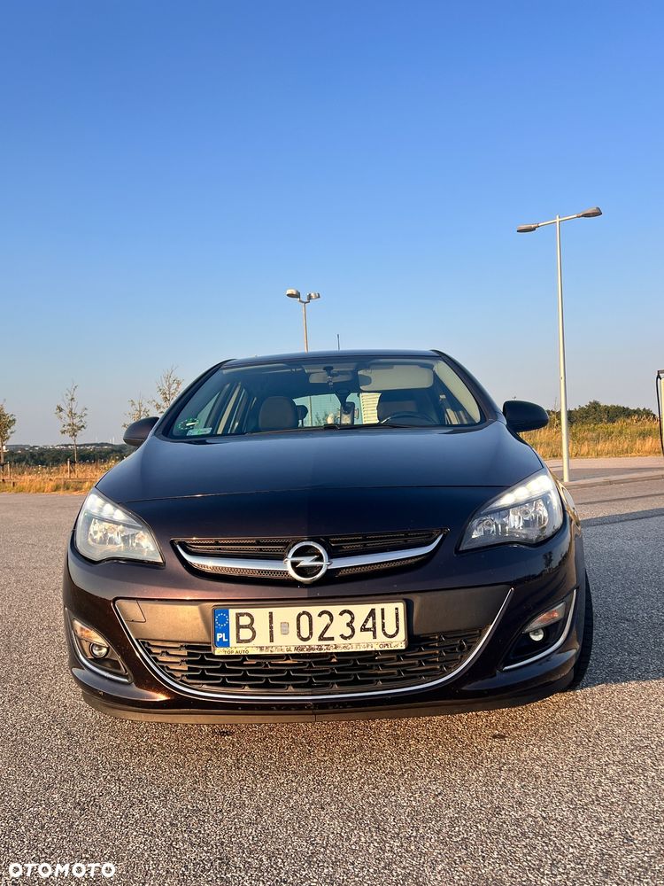 Opel Astra 1.6 Enjoy - 1