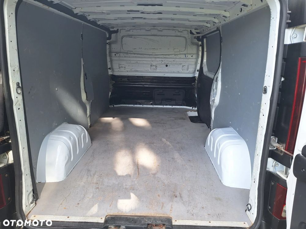Renault Trafic long - 7