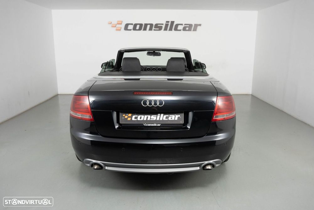 Audi A4 Cabrio 2.0 TDI S-line - 7