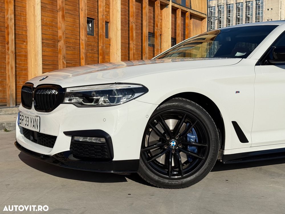 BMW Seria 5 530d xDrive AT - 7