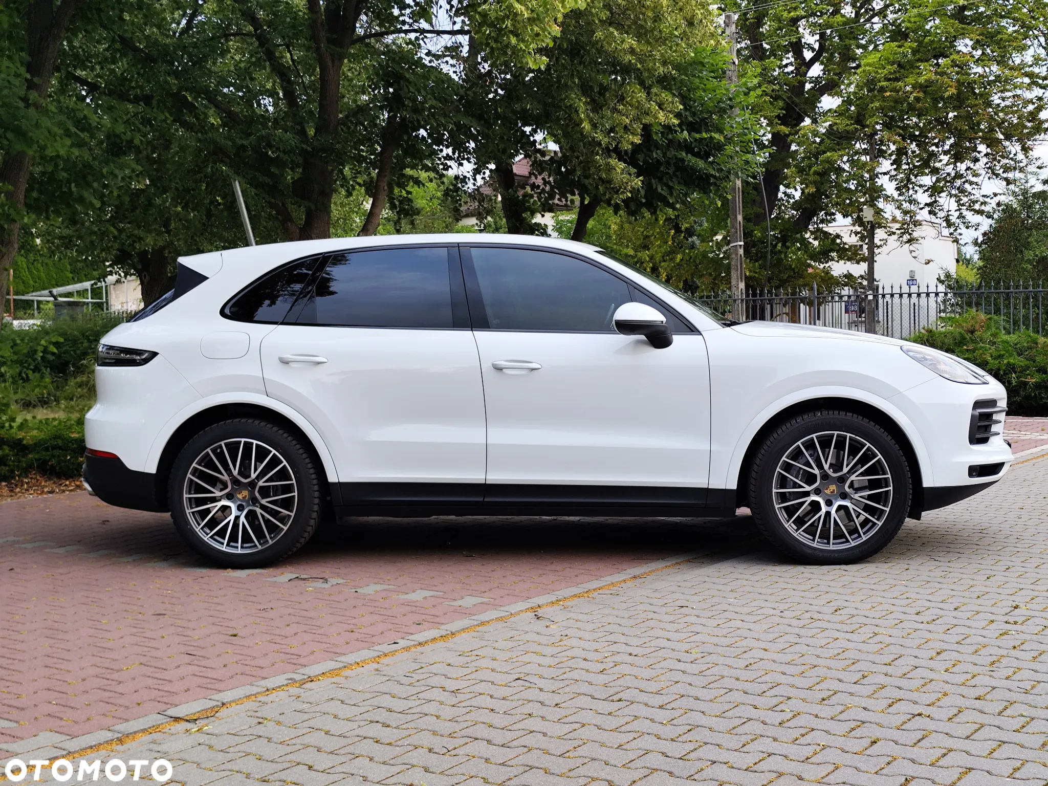 Porsche Cayenne Platinum Edition - 7