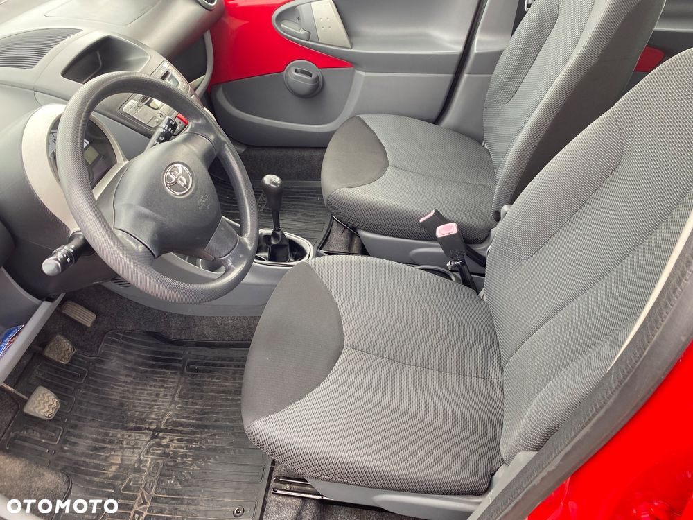 Toyota Aygo City - 31