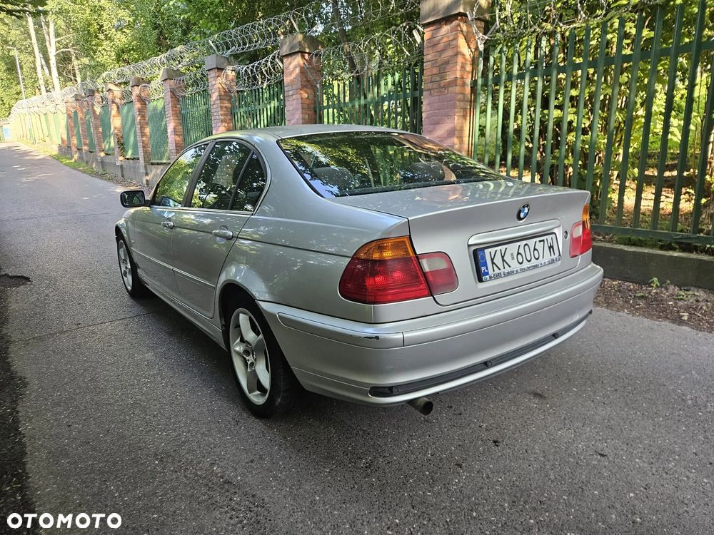 BMW Seria 3 - 8
