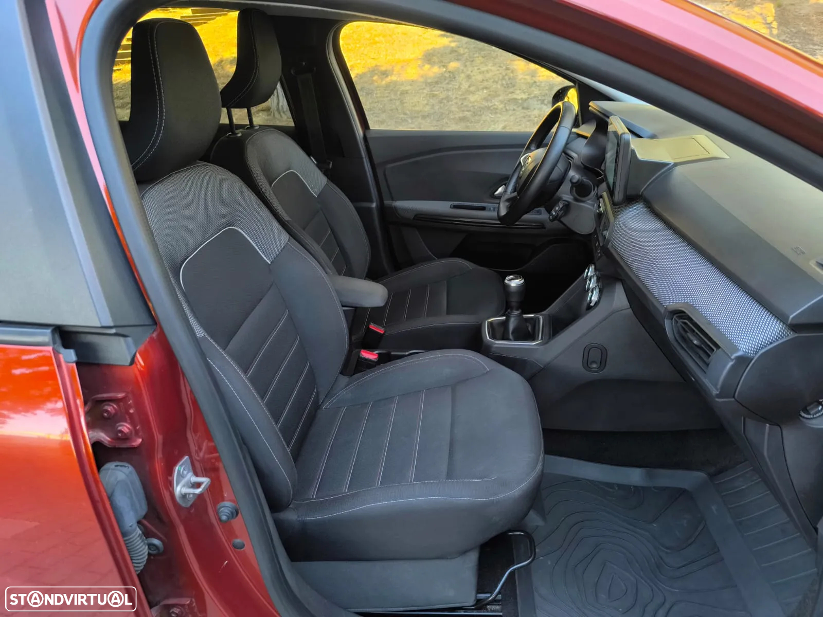 Dacia Jogger 1.0 TCe Extreme 7L - 19