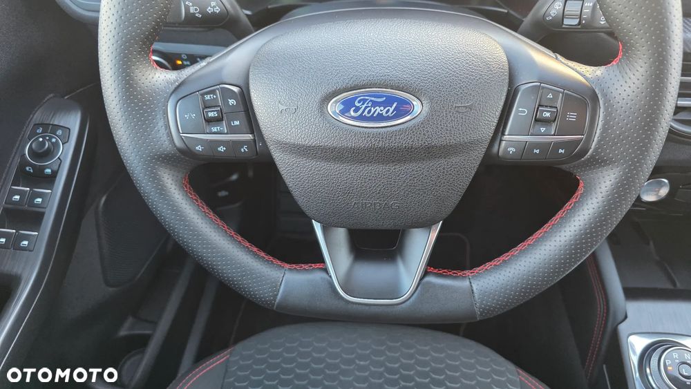 Ford Kuga 2.5 Duratec FHEV ST-LINE - 11