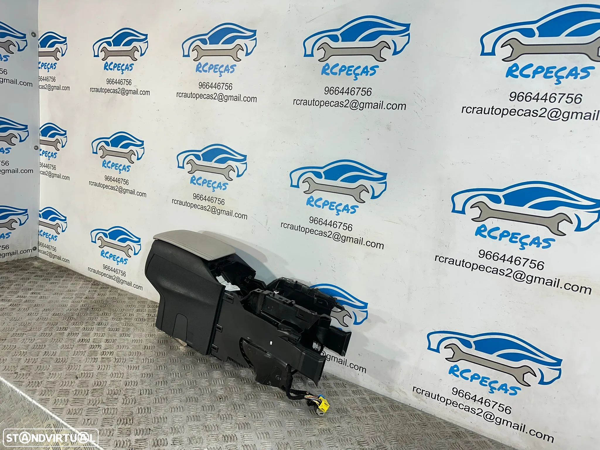 .Consola Central Apoio de Braço Original PSA Peugeot Citroen DS DS5 2011 - 2018 - 1
