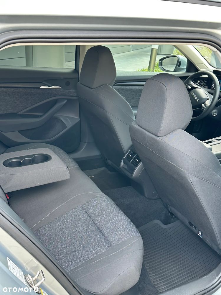 Skoda Superb 1.5 TSI mHEV Selection DSG - 14