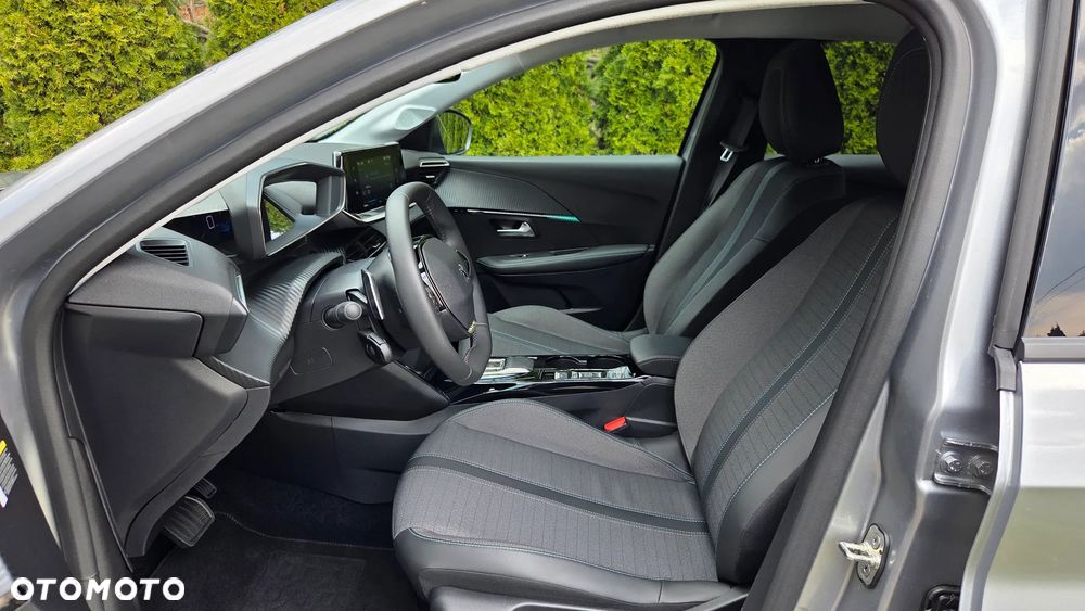 Peugeot 208 1.2 PureTech Allure S&S EAT8 - 12