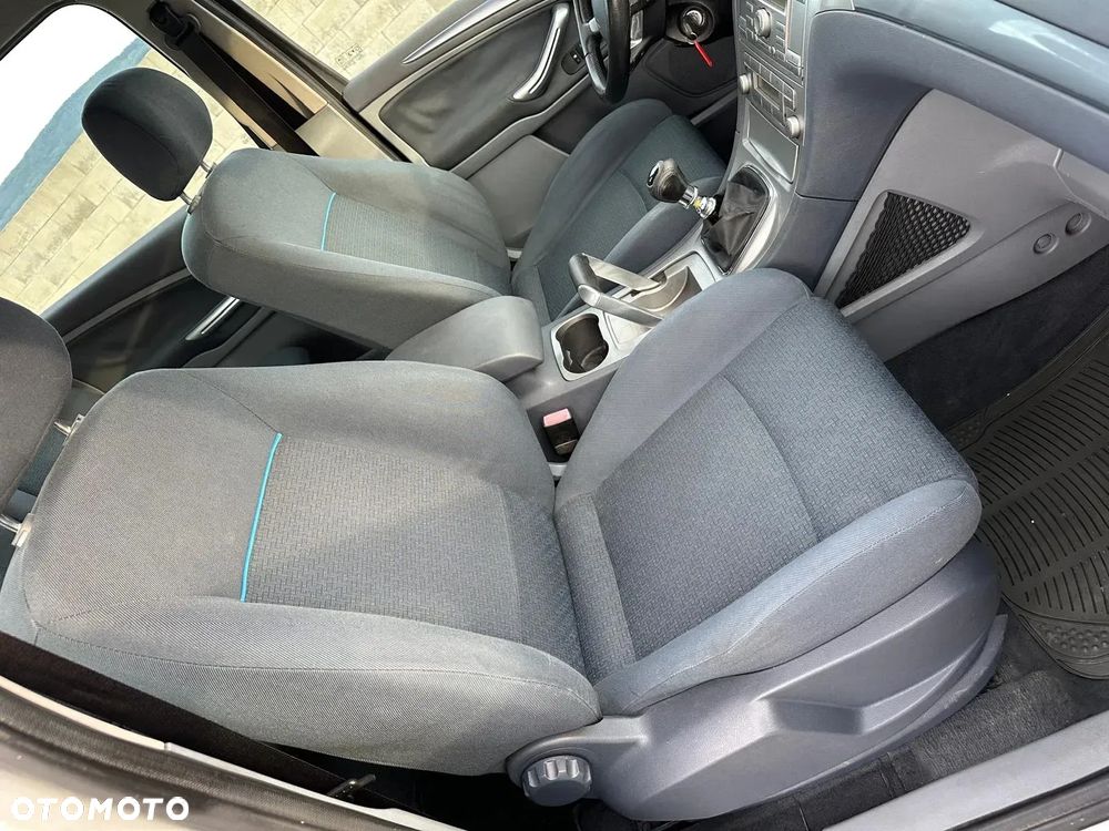 Ford S-Max 1.8 TDCi Ambiente - 9