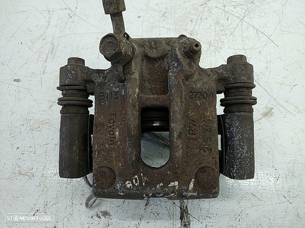 Pinça Tras Esquerda Toyota Corolla (_E12_)