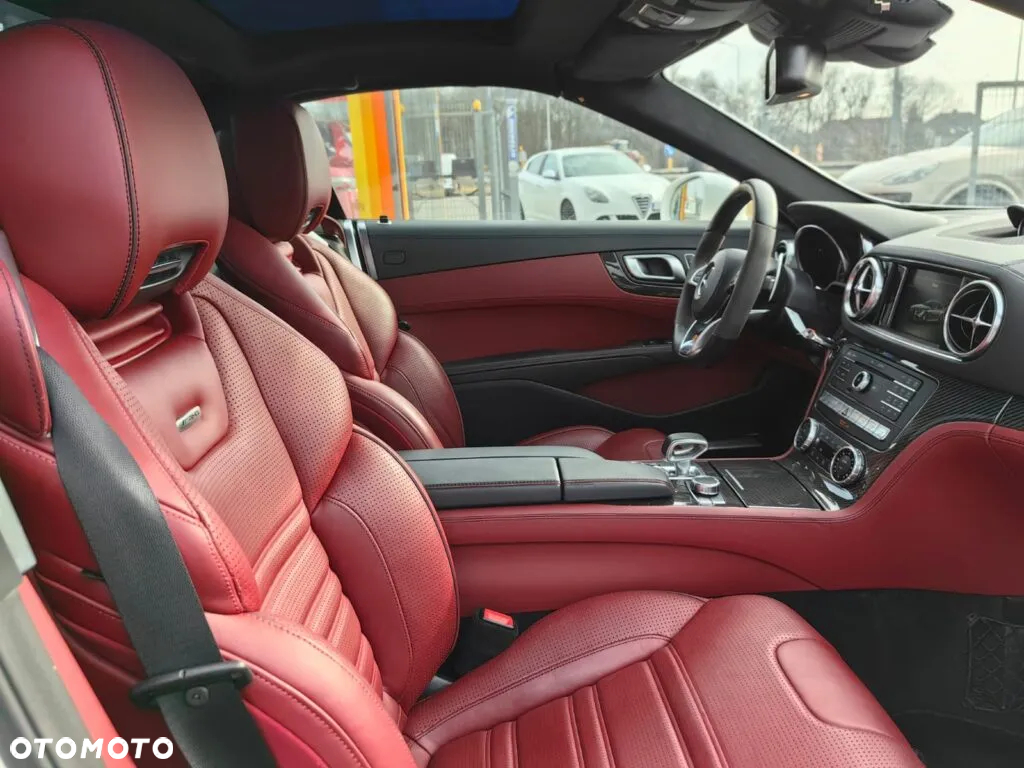 Mercedes-Benz SL 63 AMG - 21