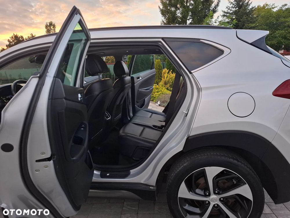 Hyundai Tucson blue 1.7 CRDi 2WD DCT Premium - 28
