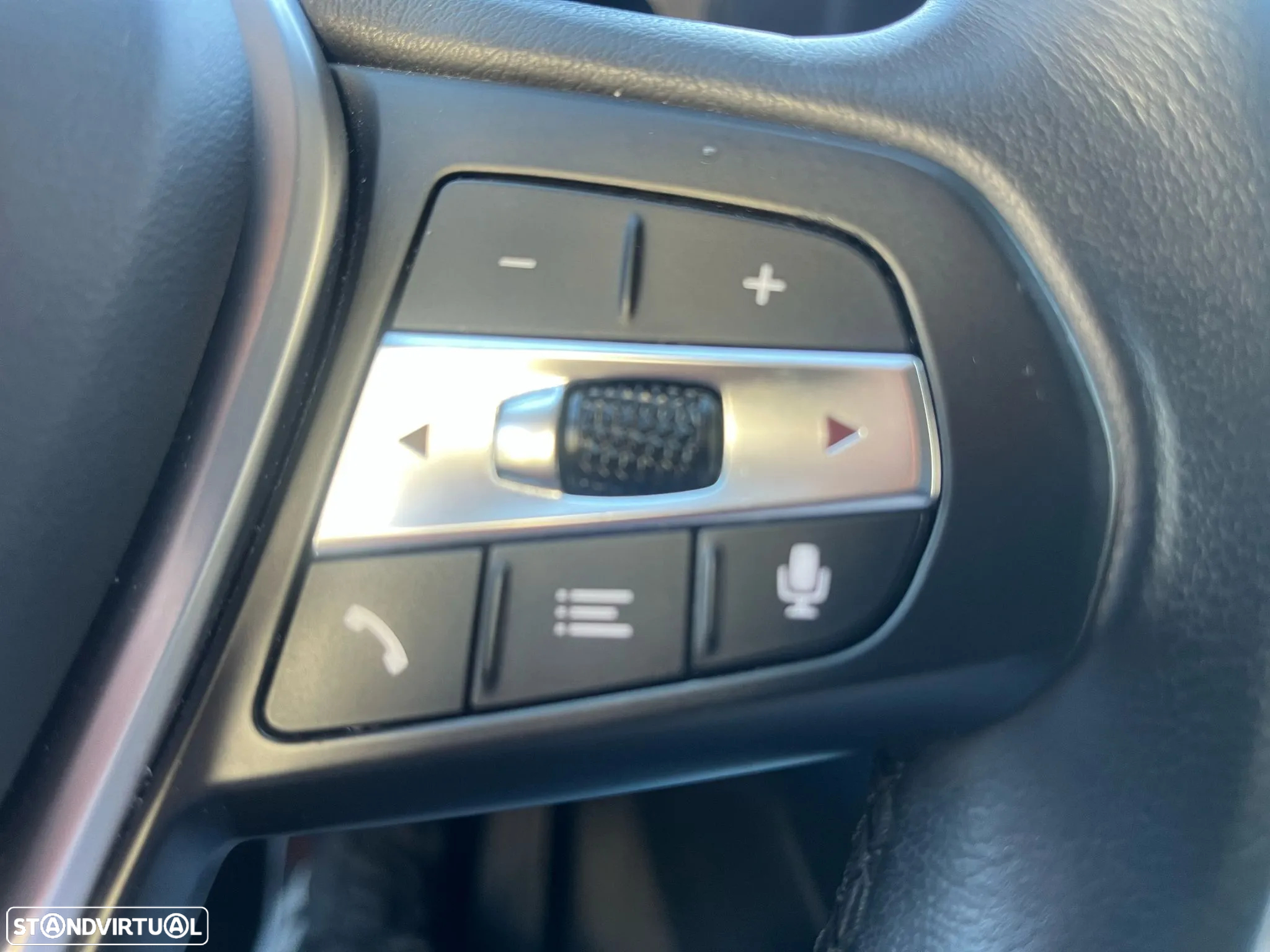 BMW 318 d Touring Auto - 26