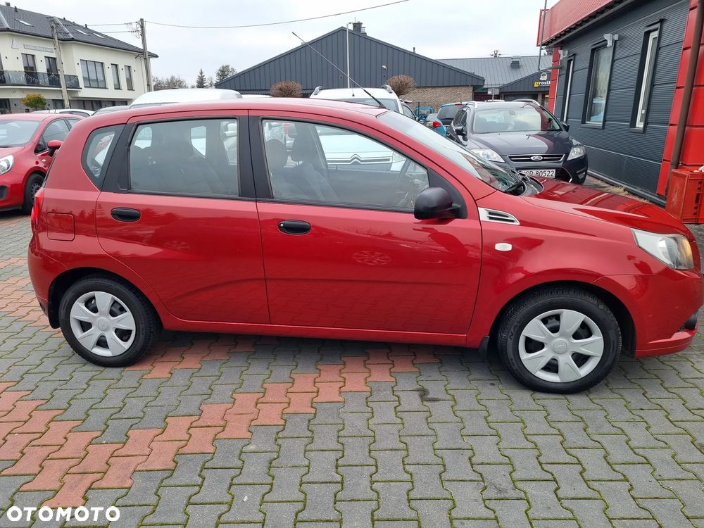Chevrolet Aveo 1.2 16V Base - 4