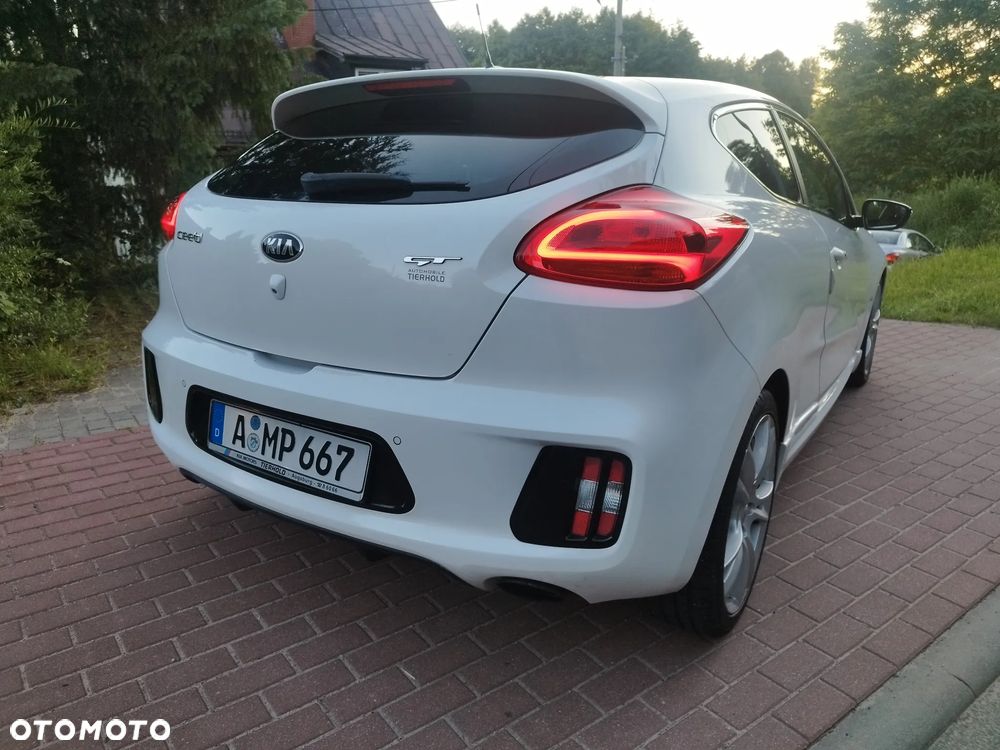 Kia ProCeed 1.6 T-GDI GT Edition 1 - 25