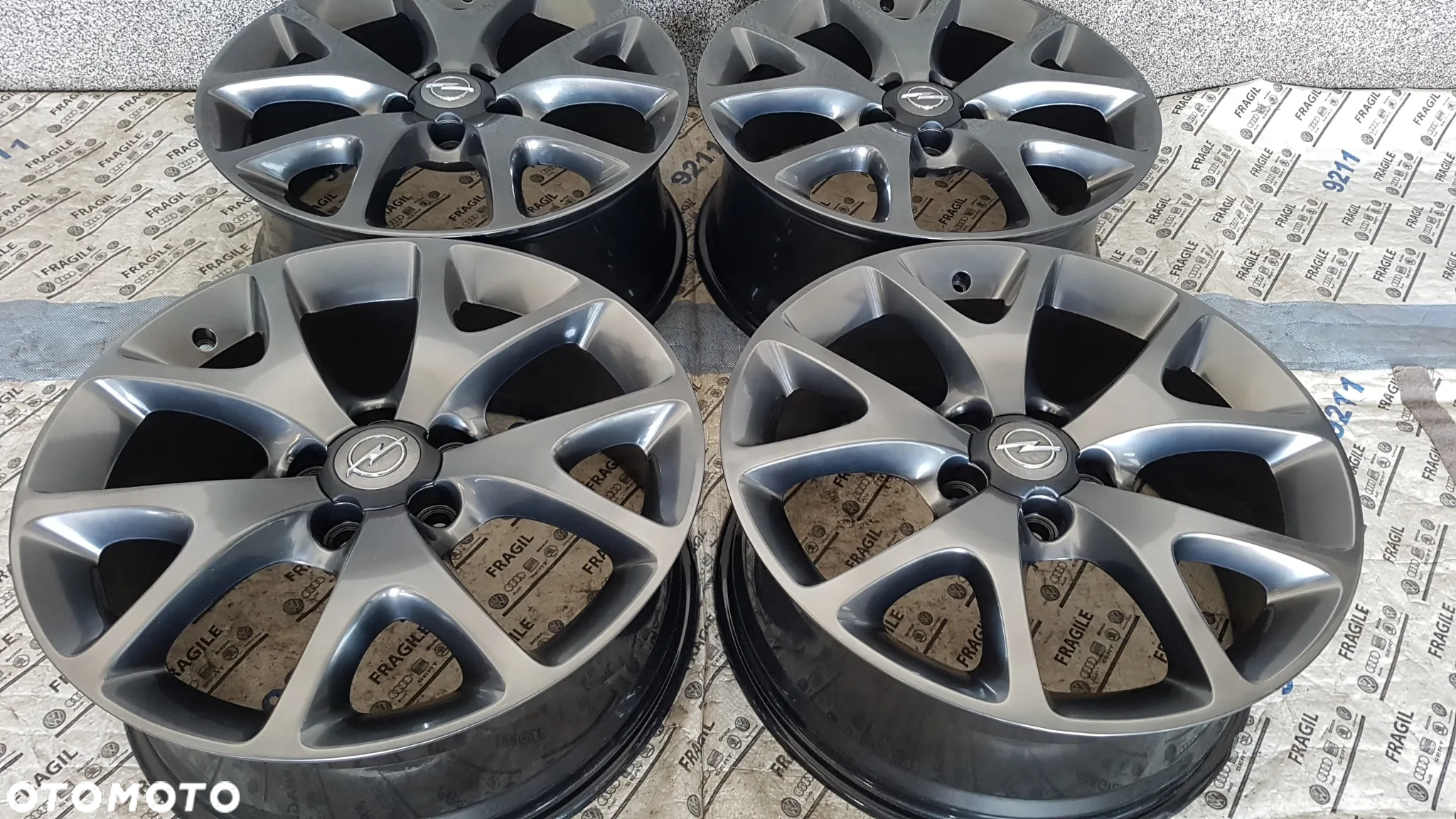 FELGI ALU ORYGINAŁ  OPEL CORSA ADAM 5X110 OPC 7,5jx18 ET47 - 3