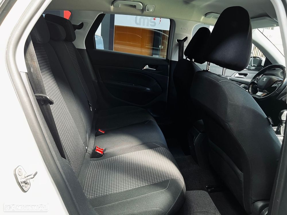 Peugeot 308 1.6 BlueHDi Active - 24