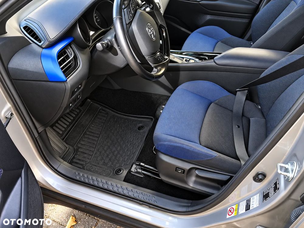 Toyota C-HR Style Selection - 17