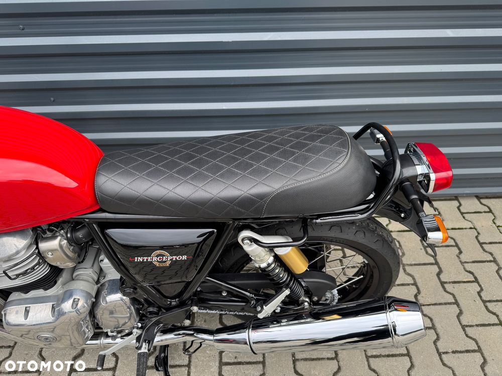Royal Enfield Interceptor - 13