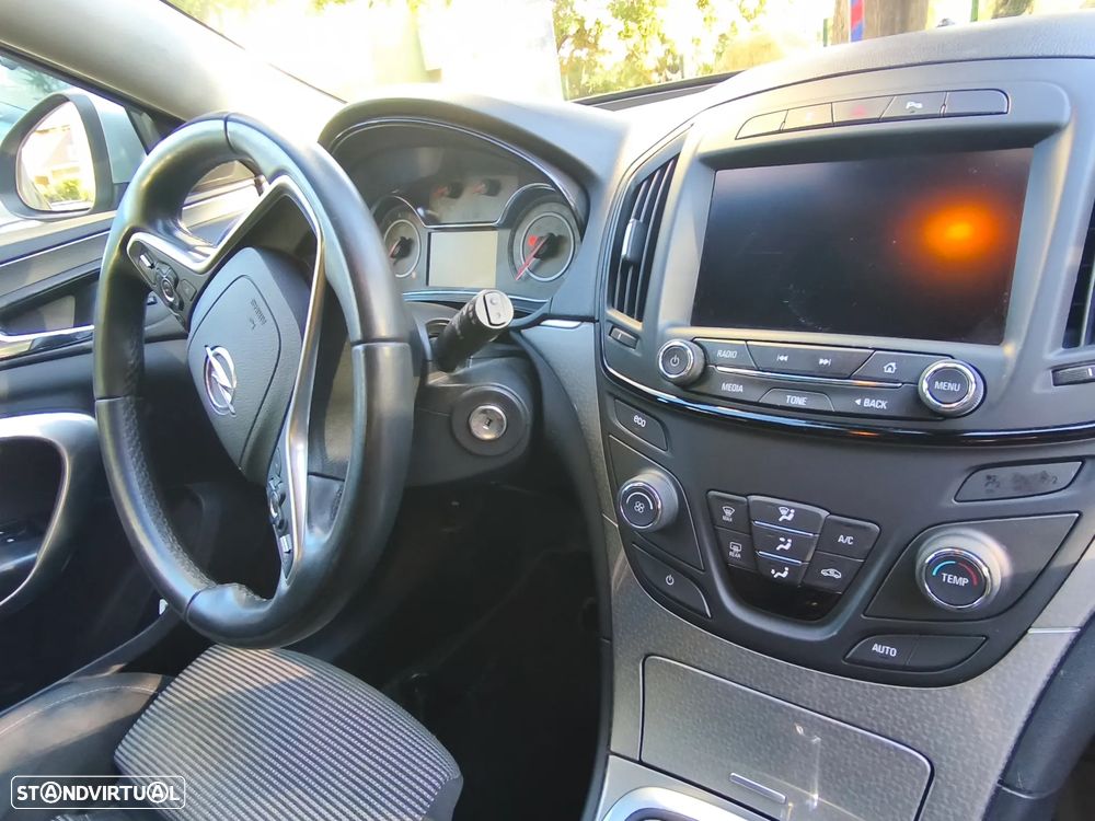 Opel Insignia Sports Tourer 2.0 CDTi Executive S/S - 9