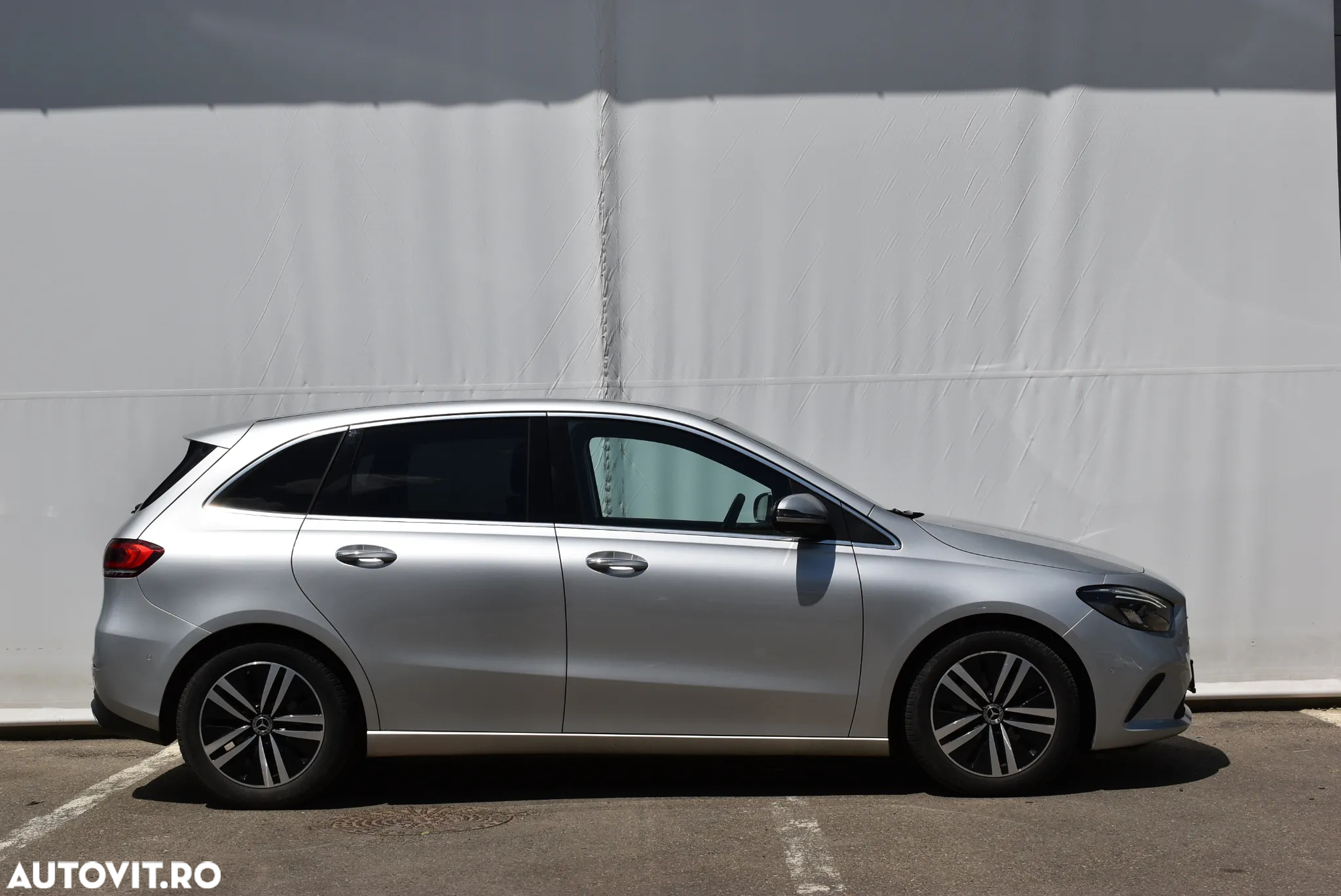 Mercedes-Benz B 180 d - 7