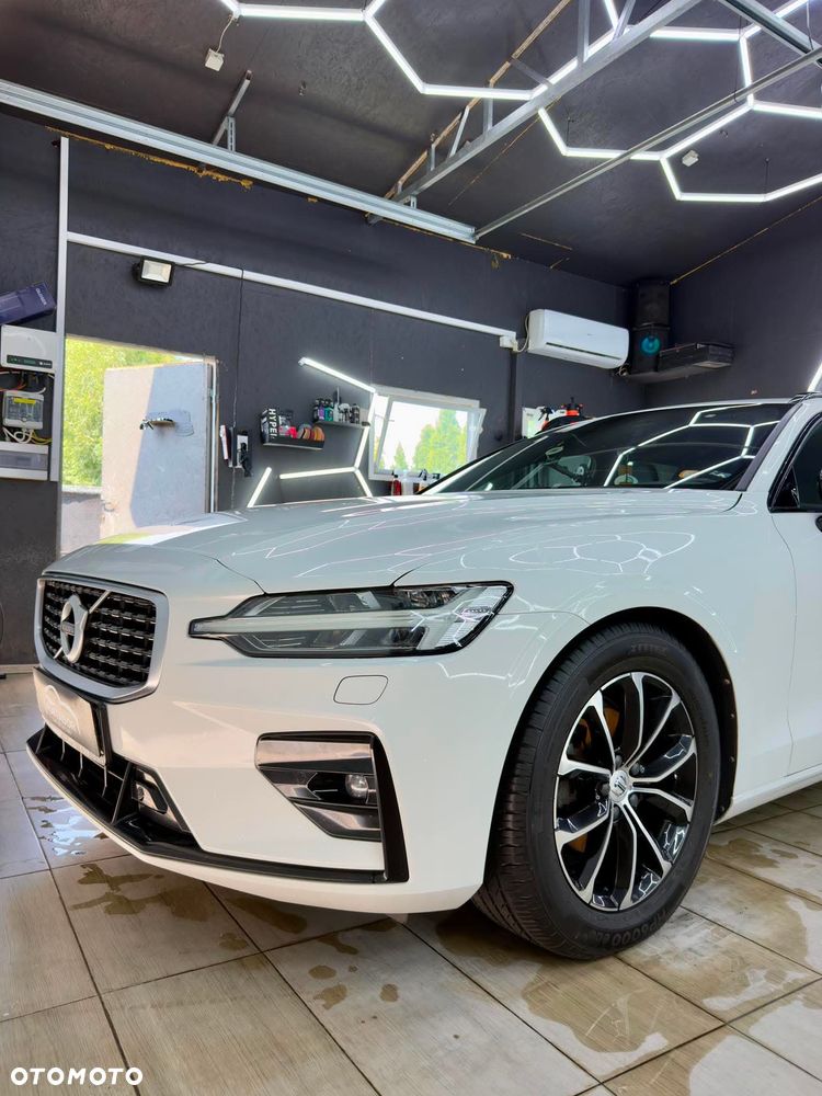 Volvo V60 D4 Geartronic R-Design - 31