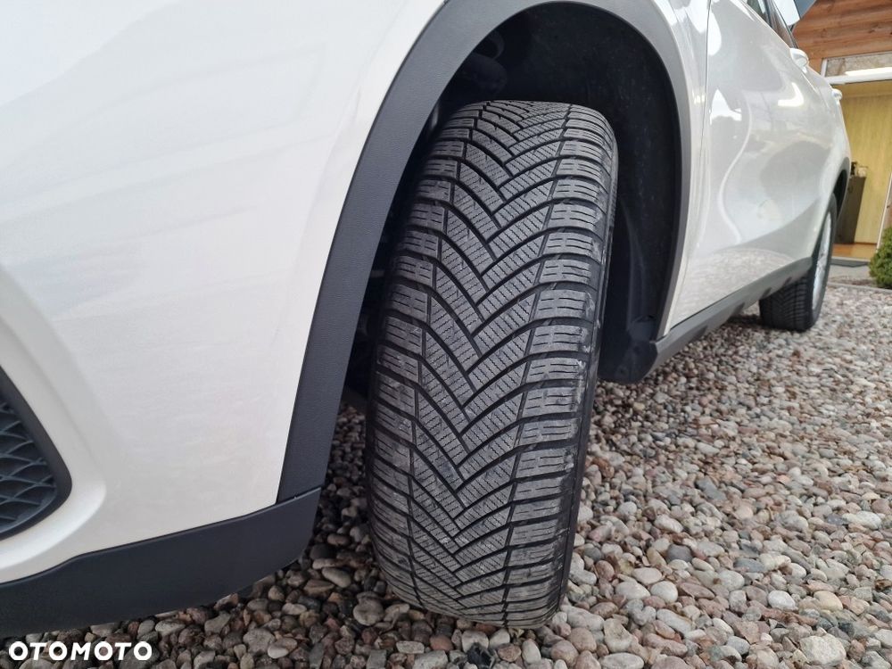 Mercedes-Benz GLA - 20