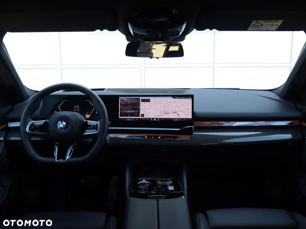 BMW Seria 5 520d mHEV M Sport - 6