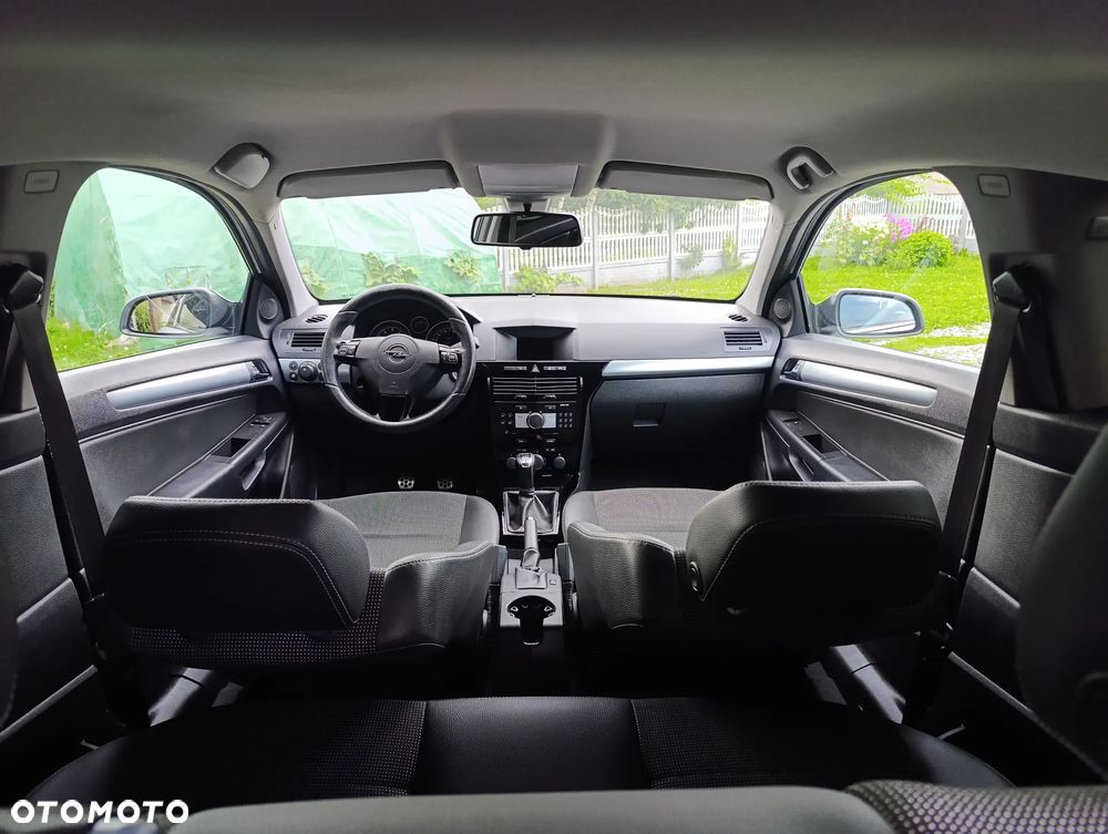 Opel Astra 1.6 - 15