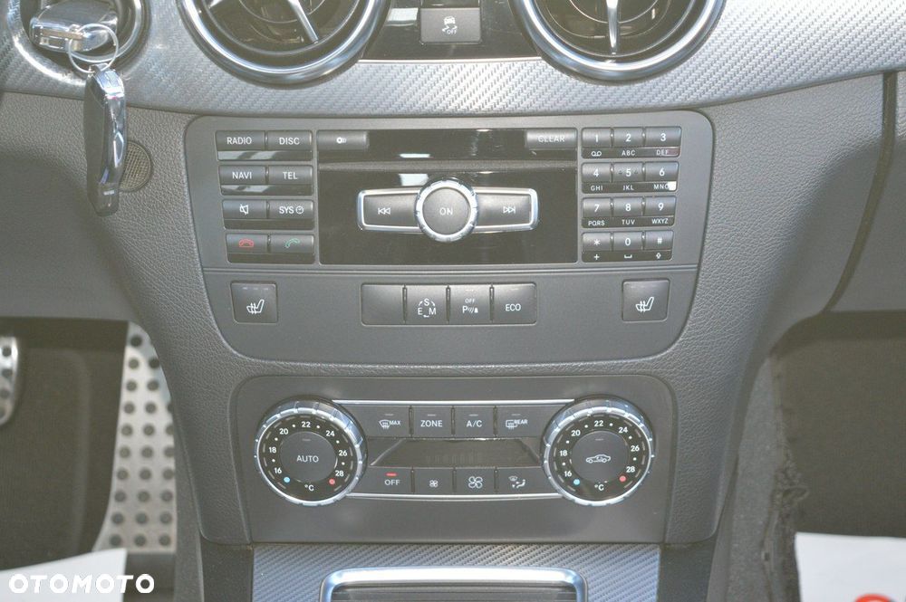 Mercedes-Benz GLK 220 CDI 4Matic (BlueEFFICIENCY) 7G-TRONIC - 22