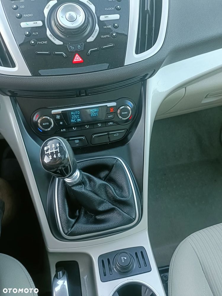 Ford Grand C-MAX - 18