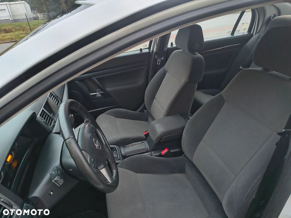 Opel Vectra 1.8 - 25