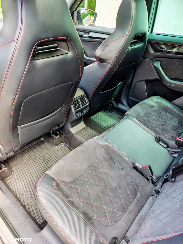 Skoda Kodiaq 2.0 Bi-TDI 4x4 RS DSG 7os - 13