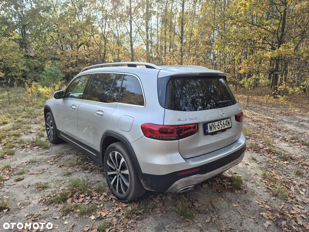 Mercedes-Benz GLB 2021