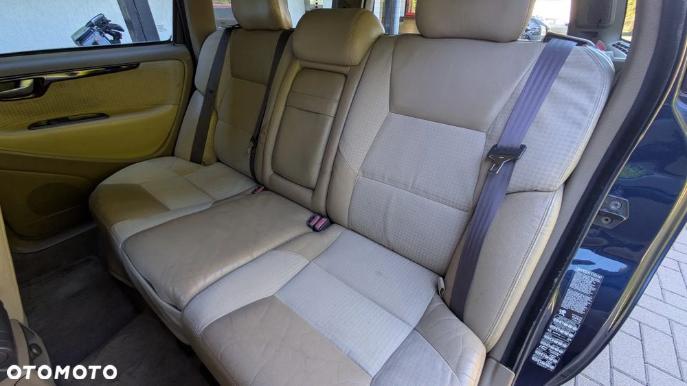 Volvo V70 2.5TDI - 14