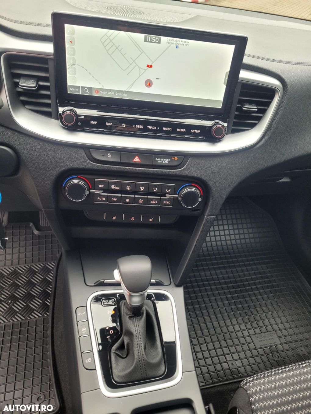 Kia XCeed - 29