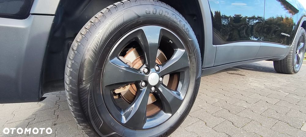 Jeep Cherokee 3.2 V6 Active Drive I Limited - 36