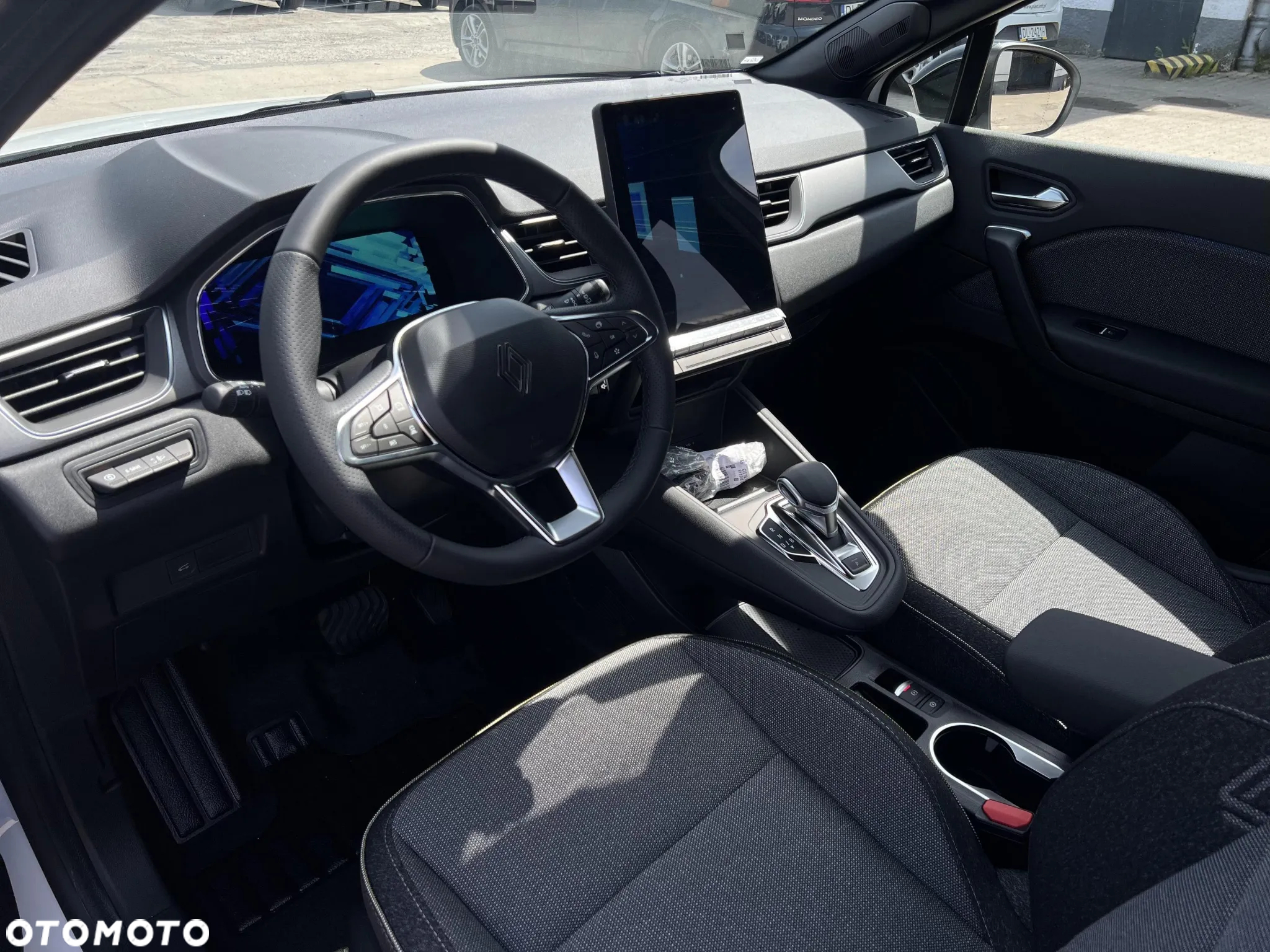 Renault Symbioz 1.6 E-Tech Full Hybrid 145 Techno - 9