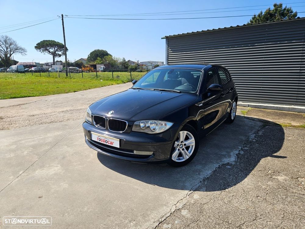 BMW 118 d Line Urban - 1