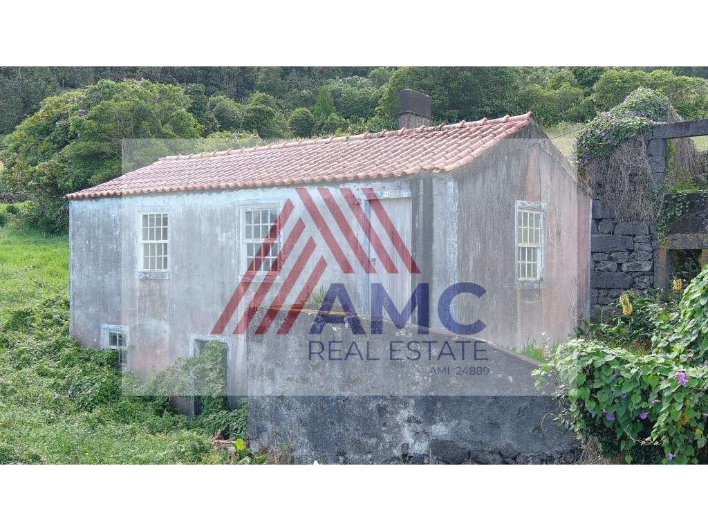 VENDE-SE MORADIA, ATAFONA E TERRENO NA TERRA ALTA, LAJES DO PICO - Grande imagem: 3/15