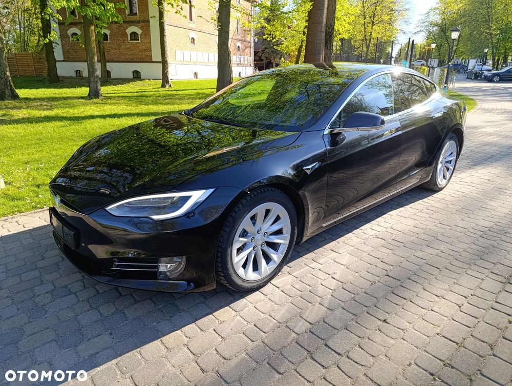 Tesla Model S Long Range Plus - 19