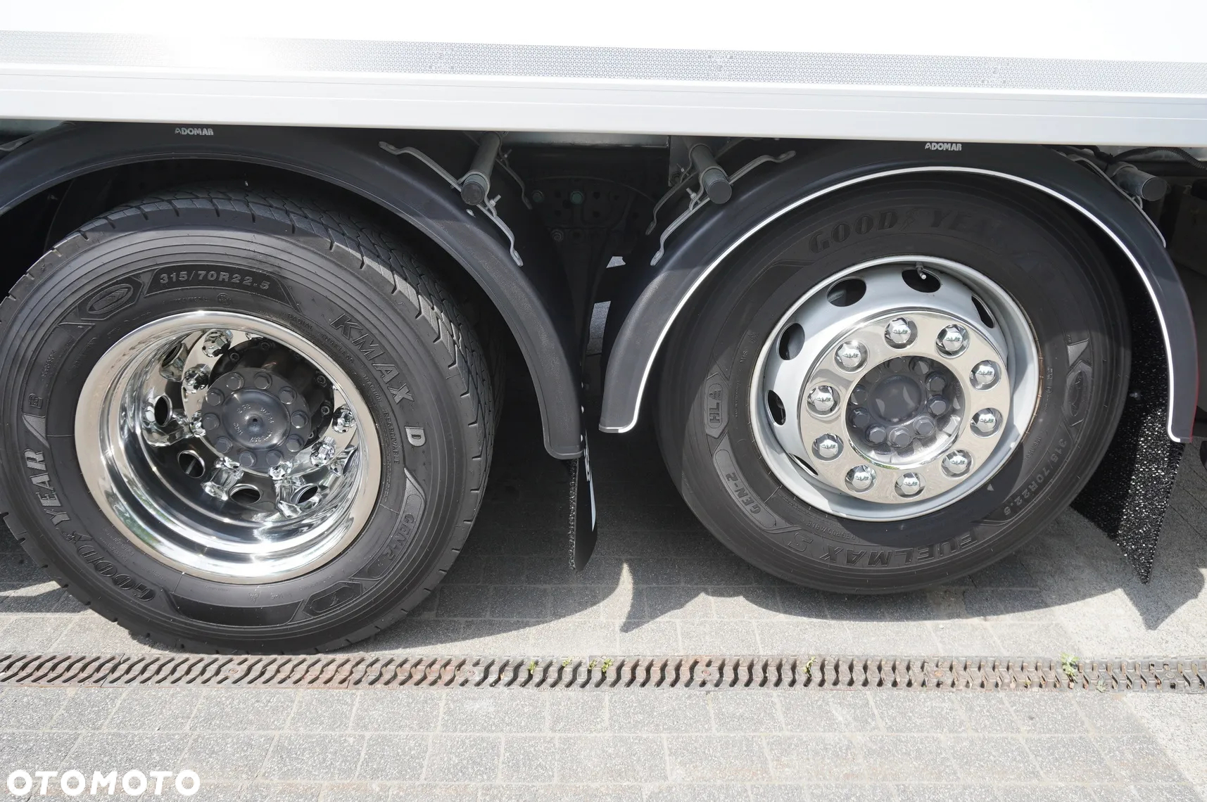 Mercedes-Benz Actros 2545 MP5 6x2 E6 / NOWA chłodnia Igloocar / 19 palet - 23