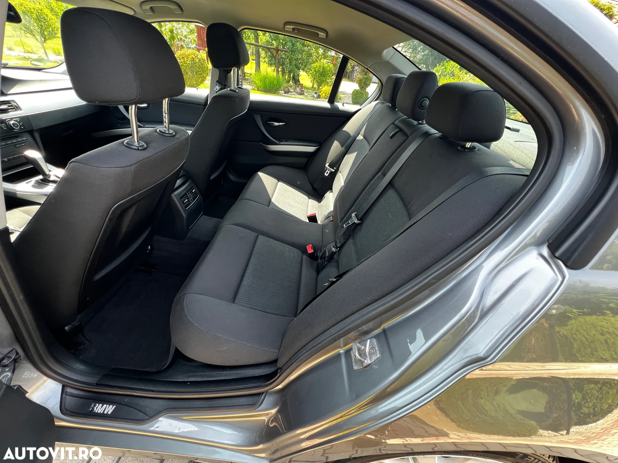 BMW Seria 3 320d Aut. - 28