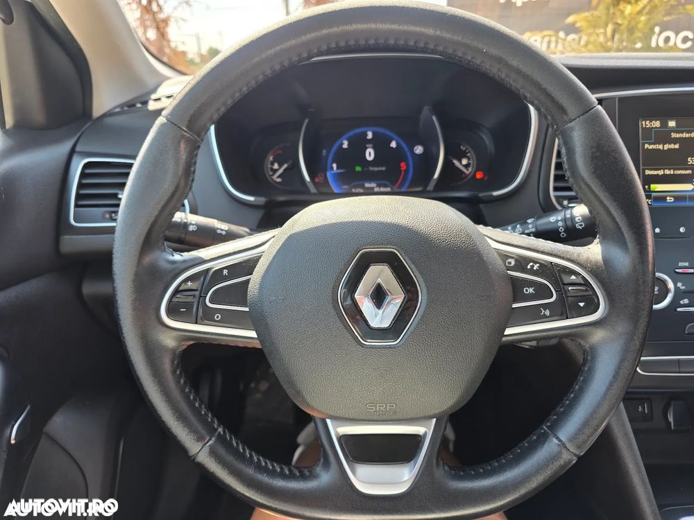 Renault Megane BLUE dCi 115 Techno - 9