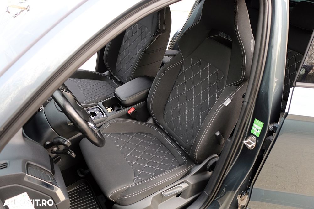 Skoda Karoq 2.0 TDI SCR 4x4 DSG Sportline - 10