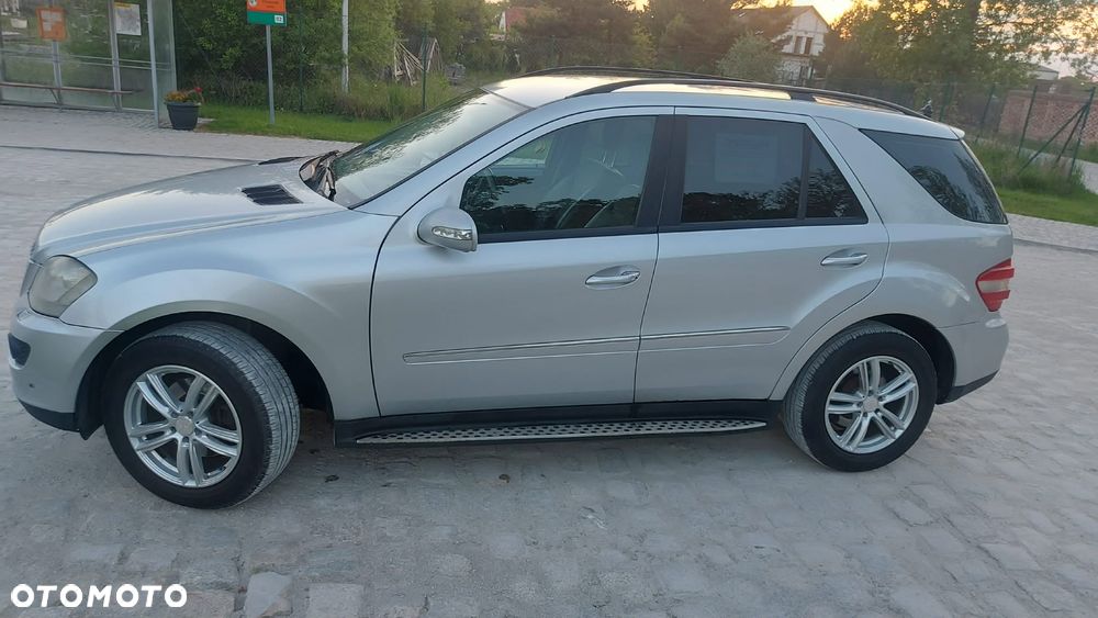 Mercedes-Benz ML - 4