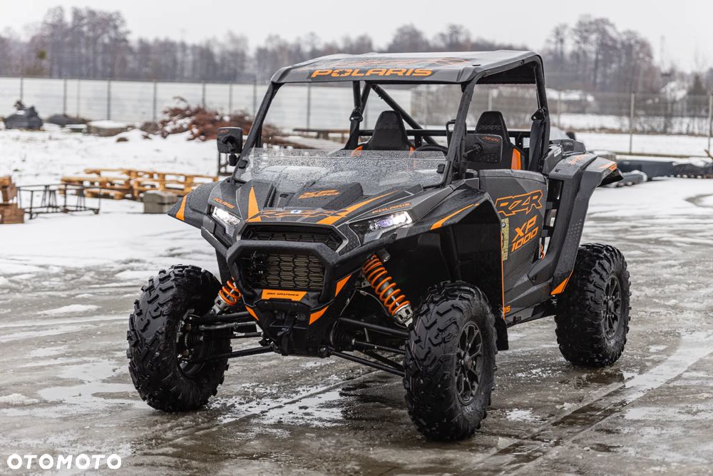 Polaris RZR - 18