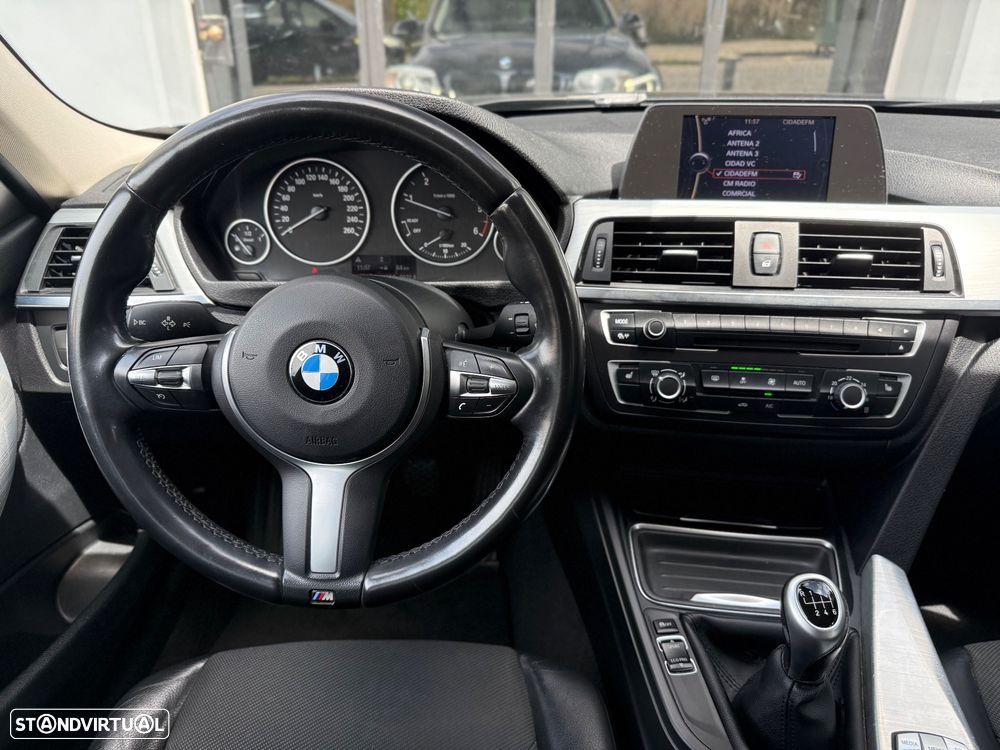 BMW 318 d Modern Line - 18
