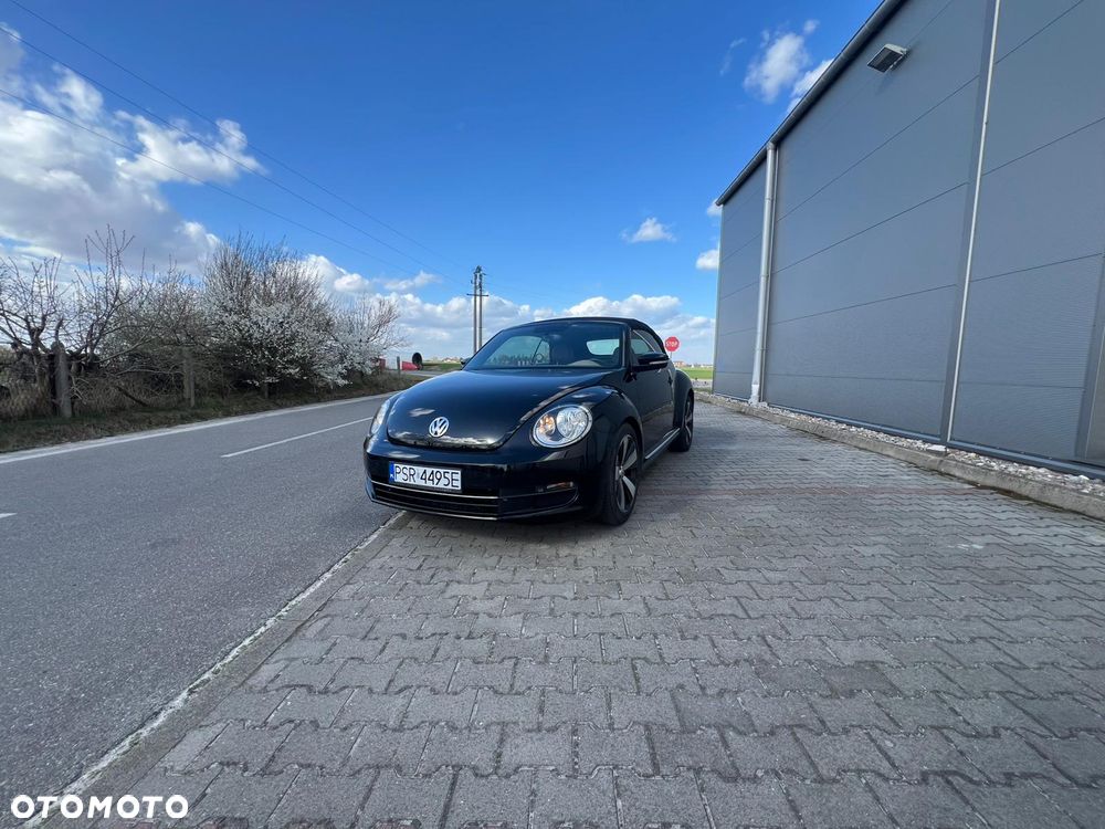 Volkswagen New Beetle - 2